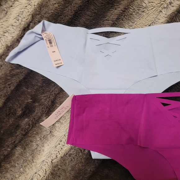 Victoria's Secret Underwear Bundle NWT Size M - Picture 3 of 3